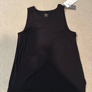 Athlete NWT foothill tank size Large in black